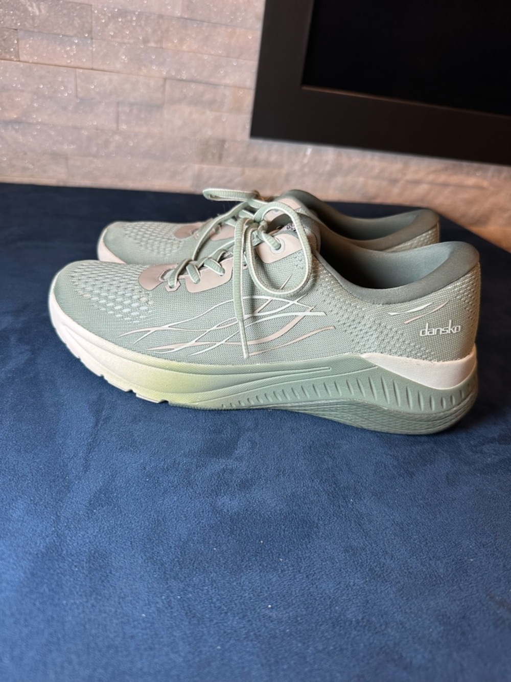 Dansko Light Mint Green Women's Athletic Sneakers